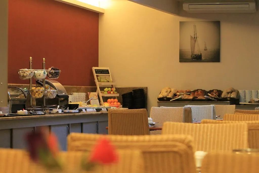 Acces Hotel Ostende 4*,